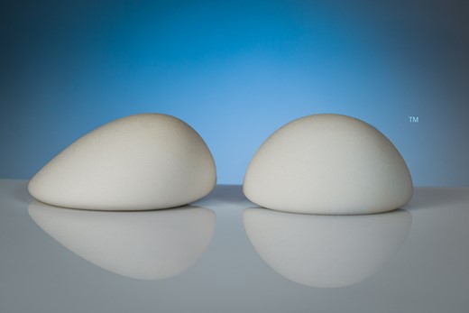 Round and anatomical B-Lite® Lightweight Breast Implants (LWBIs). The current B-Lite® catalogue includes over 350 styles and sizes. Reprinted with permission from G&G Biotechnology Ltd., Haifa, Israel.