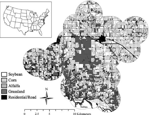 Study site located around NSWR in southeast Jasper County, IA (30 km east of Des Moines, IA); inset shows study site location in United States.