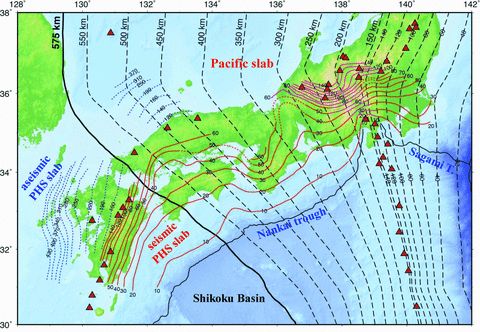 Depth contours to the upper boundary of the subducting Pacific slab (the black dashed lines) and that of the subducting Philippine Sea (PHS) slab. The Pacific slab becomes stagnant in the mantle transition zone to the west of the 575-km-depth contour (the thick black line). The red continuous lines denote the shallow parts of the PHS slab estimated from the seismicity in the PHS slab and local-earthquake tomography (from Nakajima et al. 2009). The blue dotted lines in the Japan Sea and western Kyushu show the upper boundary of the aseismic PHS slab estimated from the teleseismic tomography of this study.