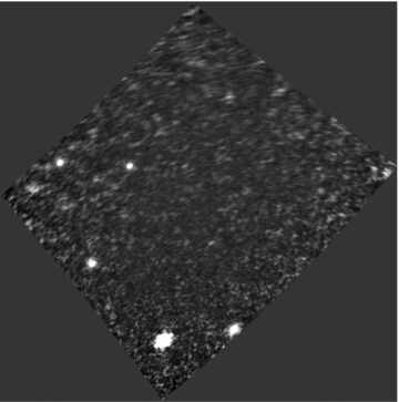 Simulated image with the 10-min 512T uv coverage. Five sources are within the field of view and two outside. The colour scale runs between −0.3 and 1 Jy beam−1.