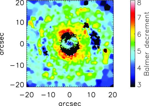 Hα/Hβ is the flux ratio between the Hα and Hβ narrow emission lines also referred to as the Balmer decrement. Areas with higher ratios are associated with increased dust reddening. The areas shown in black were masked out due to a S/N < 5 in either the Hα or Hβ narrow emission lines.