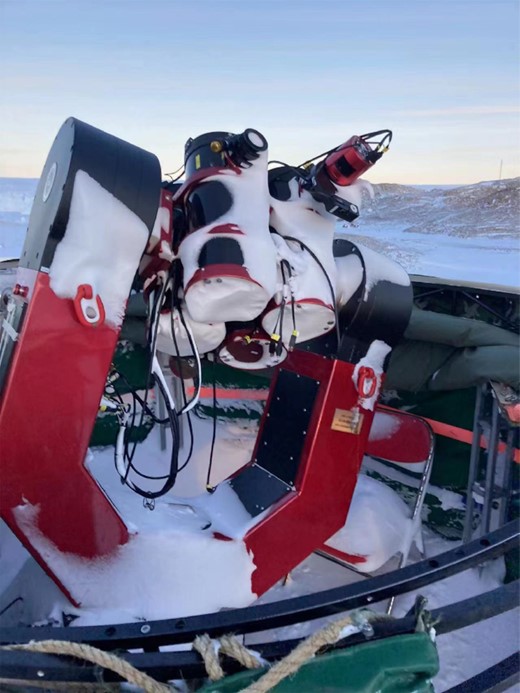 The situation of the MST after overwintering in Antarctica. Owing to adequate design preparation, the MST has resisted the harsh environment in Antarctica and is still in normal operation.