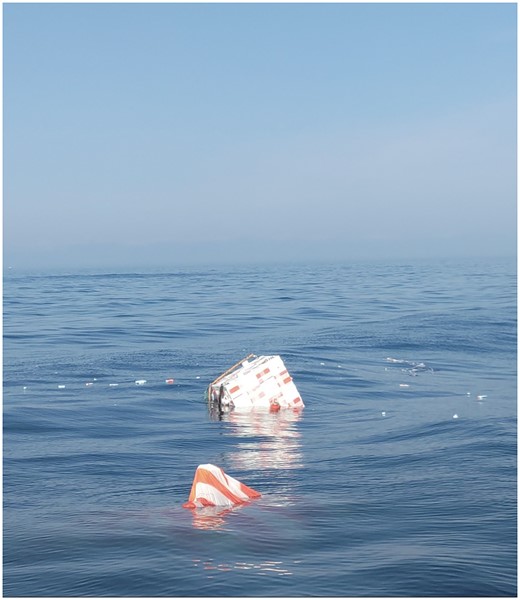 Gondola floating after landing on the sea.