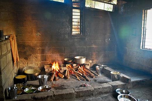  Wood-burning stove in India.